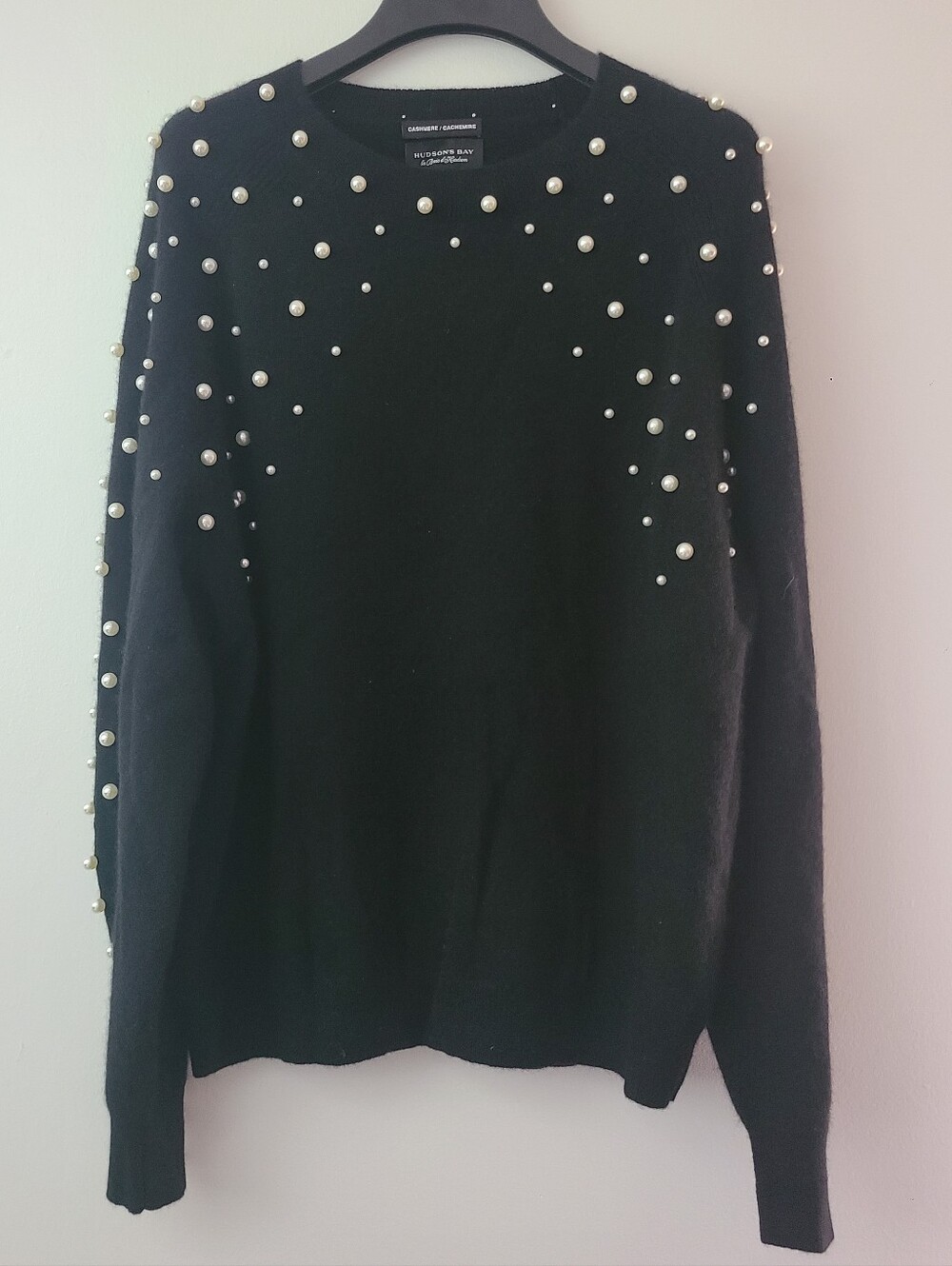 Hudson's Bay Company Black Cashmere Pearl Crewneck Sweater Womens Size Small